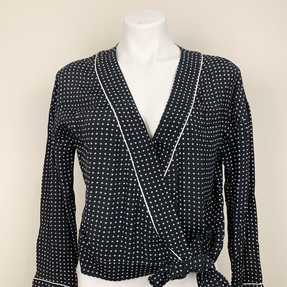 Gap Black & White Patterned Wrap Blouse - Picture 1 of 6